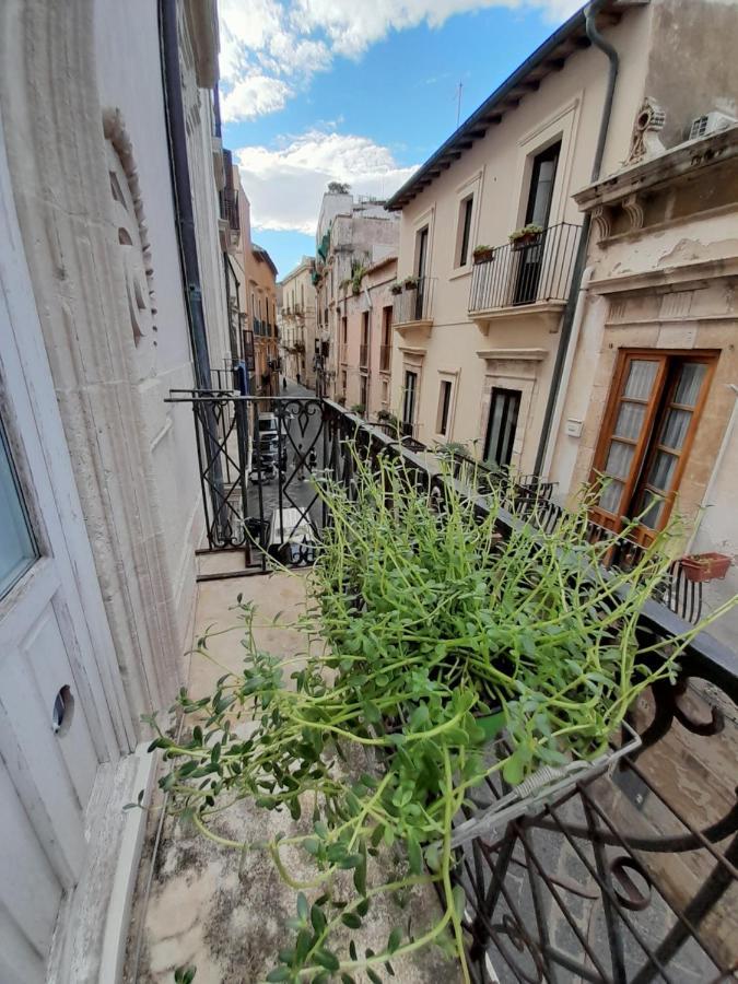 Ferienwohnung Ortigia Family House Syrakus Exterior foto