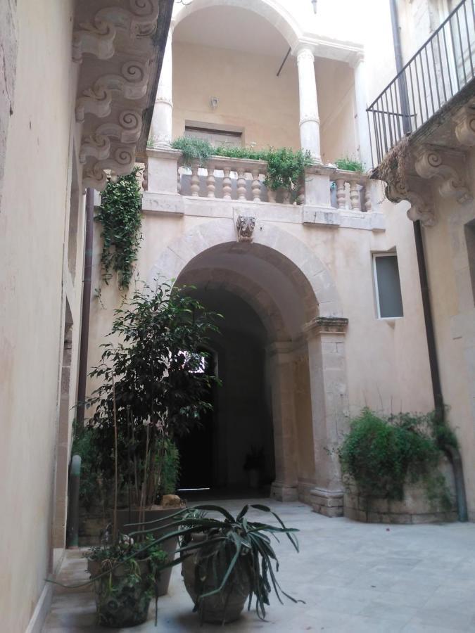 Ferienwohnung Ortigia Family House Syrakus Exterior foto