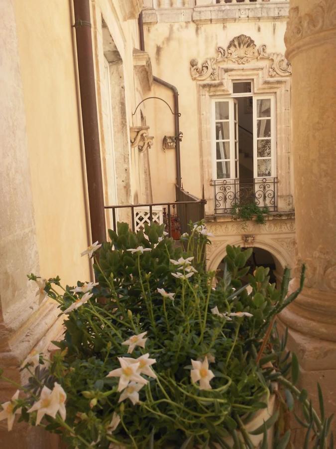 Ferienwohnung Ortigia Family House Syrakus Exterior foto